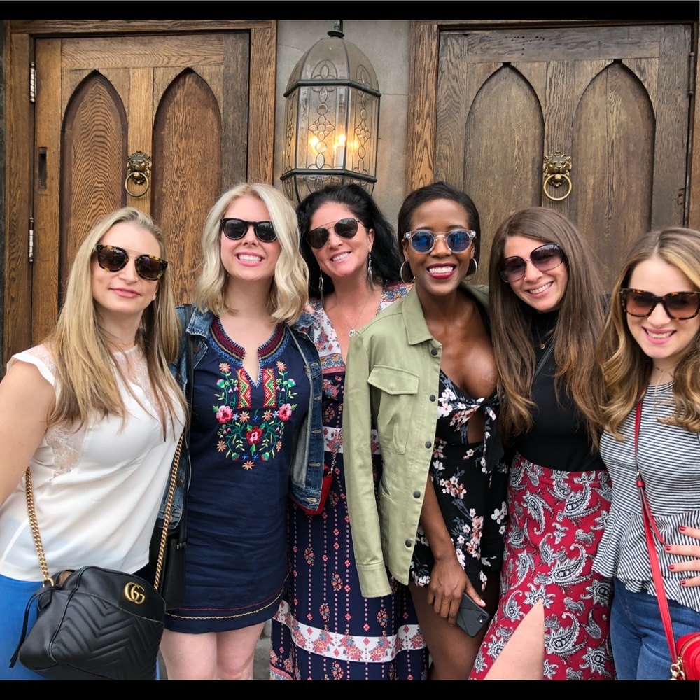 Meet your Posher, Alyson